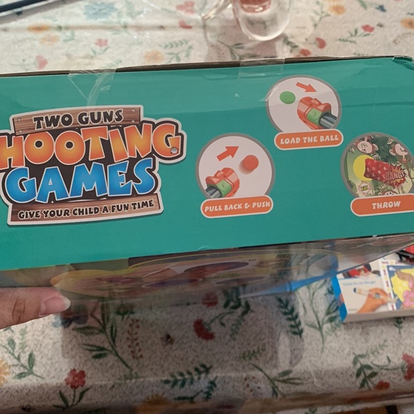 Kids shooting game, new in box - Picture 3 of 6